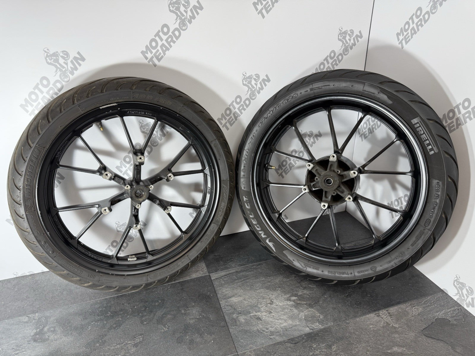 Yamaha YZF R125 R 125 2014 Front Rear Wheels Pair & Tyres 26983 Miles 2008-2018