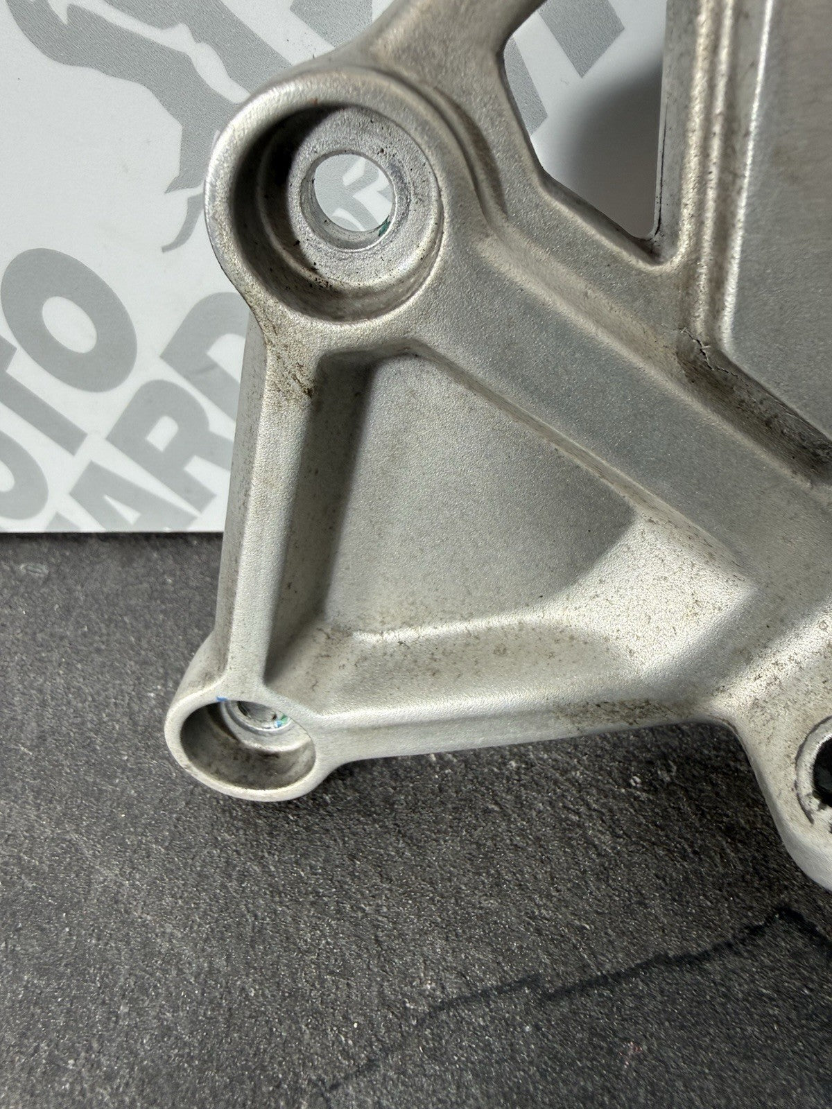 6a7c0ea8-009a-42c2-abc1-e25f6655428d