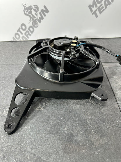Triumph Street Triple 765 RS 2018 Radiator Cooling Fan 15244 Miles 2017-2020 OEM