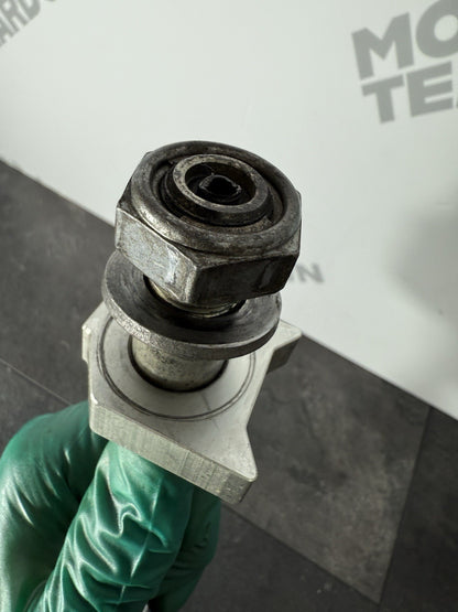 f50daa95-3dd6-41e6-a964-ae15514ba2d9