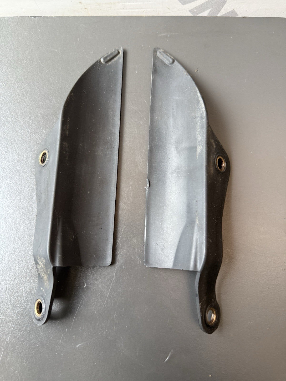 Triumph Street Triple 675 675R  Front Forks Mudguard Trims Fairings T2307558 557