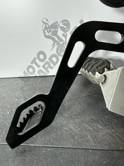 Triumph TIGER 900 GT PRO 2022 Right Footrest Rearset Rear Brake 6337m 2020-2023