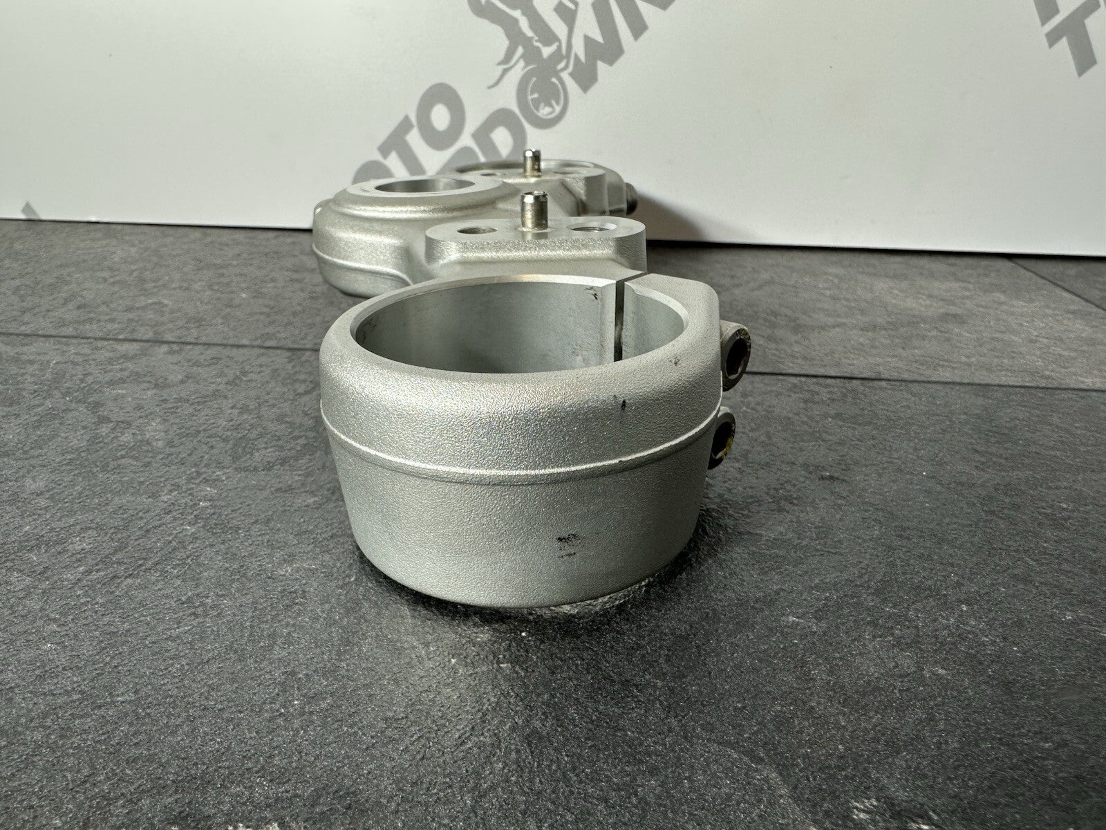 Triumph TIGER 900 GT PRO 2022 Top Yoke Upper Yoke 6337 Mile 2020-2023 OEM