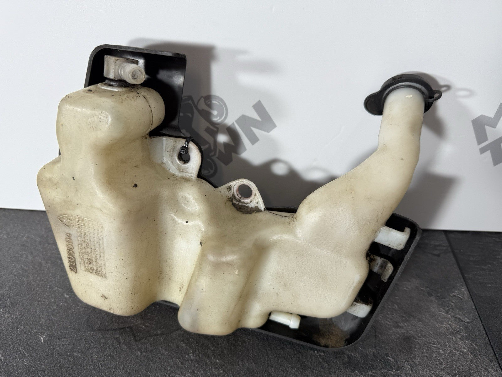 70b9b399-d17d-4d22-bba6-fd03f3a4431c