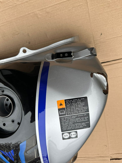 YAMAHA MT-09 SP MT09SP Fuel Tank Petrol Tank B7NY24100004 *DENTED* OEM 2021 -