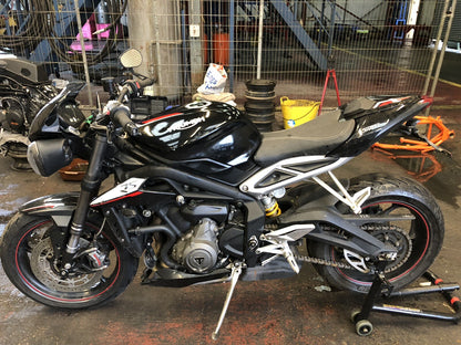Triumph Street Triple RS 765 Swing Arm Frame Spindle 2017 Only 5159 Miles OEM