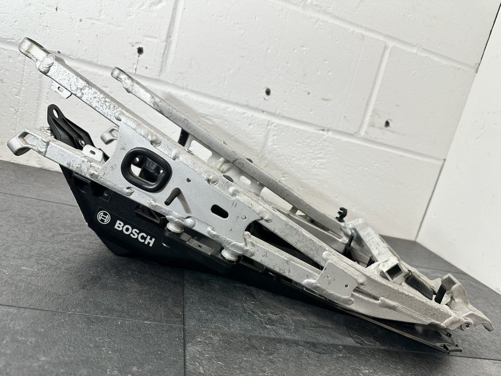 Aprilia Tuono V4 1100 Factory 2020 Subframe & Undertray 6889 Mile OEM 2019
