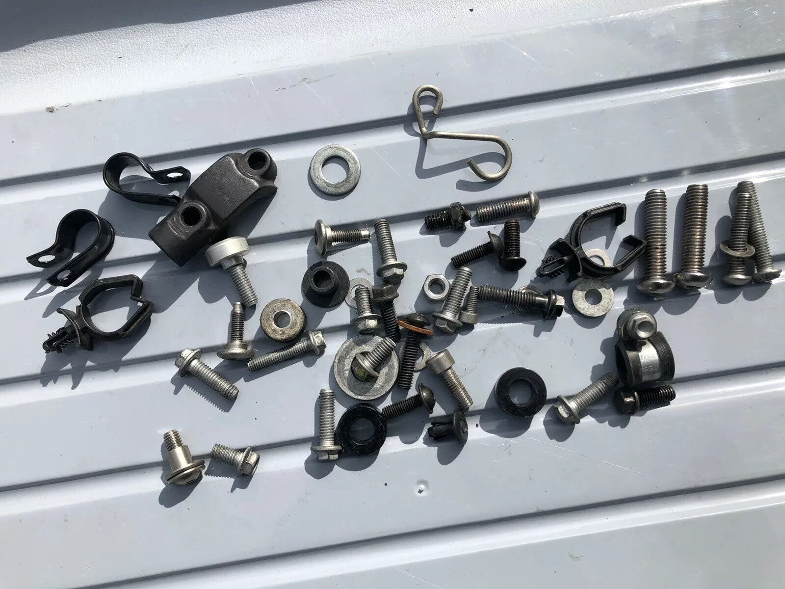 Aprilia Tuono V4 1100 Bolts Screws Clips Fixings 2019 Only 970 Miles RSV4