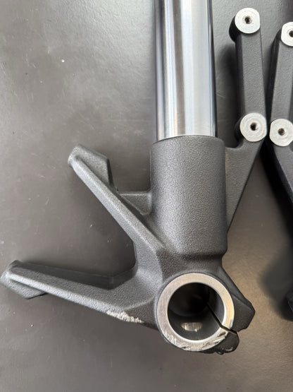 Ducati Supersport Lower Fork Leg / Lower Slider 2019 Bottom Fork SPARES REPAIRS