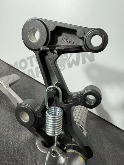 1f593ae5-d86d-42e7-abf9-bf074ff4d83e