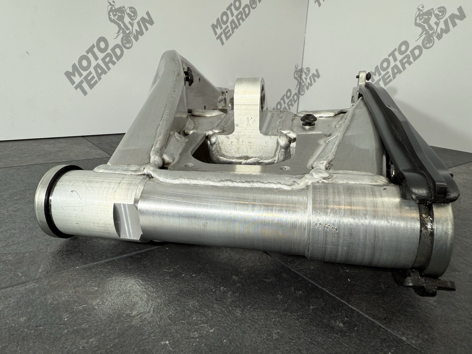 ea85d6b5-6ecb-41d4-9c03-e698b1bc58b4