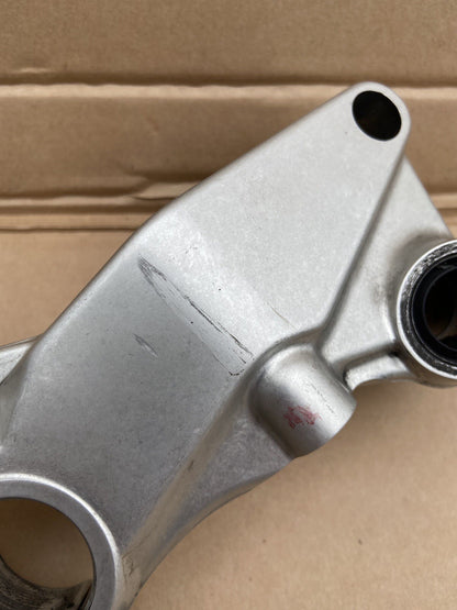 DUCATI PANIGALE 1199 LEFT FOOTREST HOLDER BRACKET SUSPENSION PIVOT 8293A432A OEM
