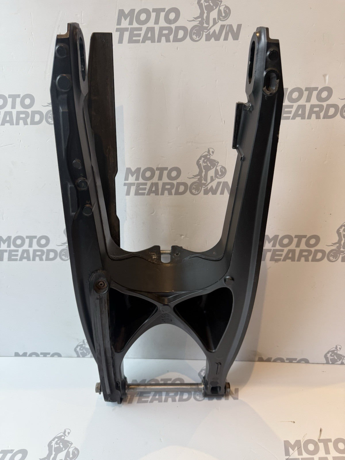 6d16066b-355f-47c6-8f27-3a6d3304e814