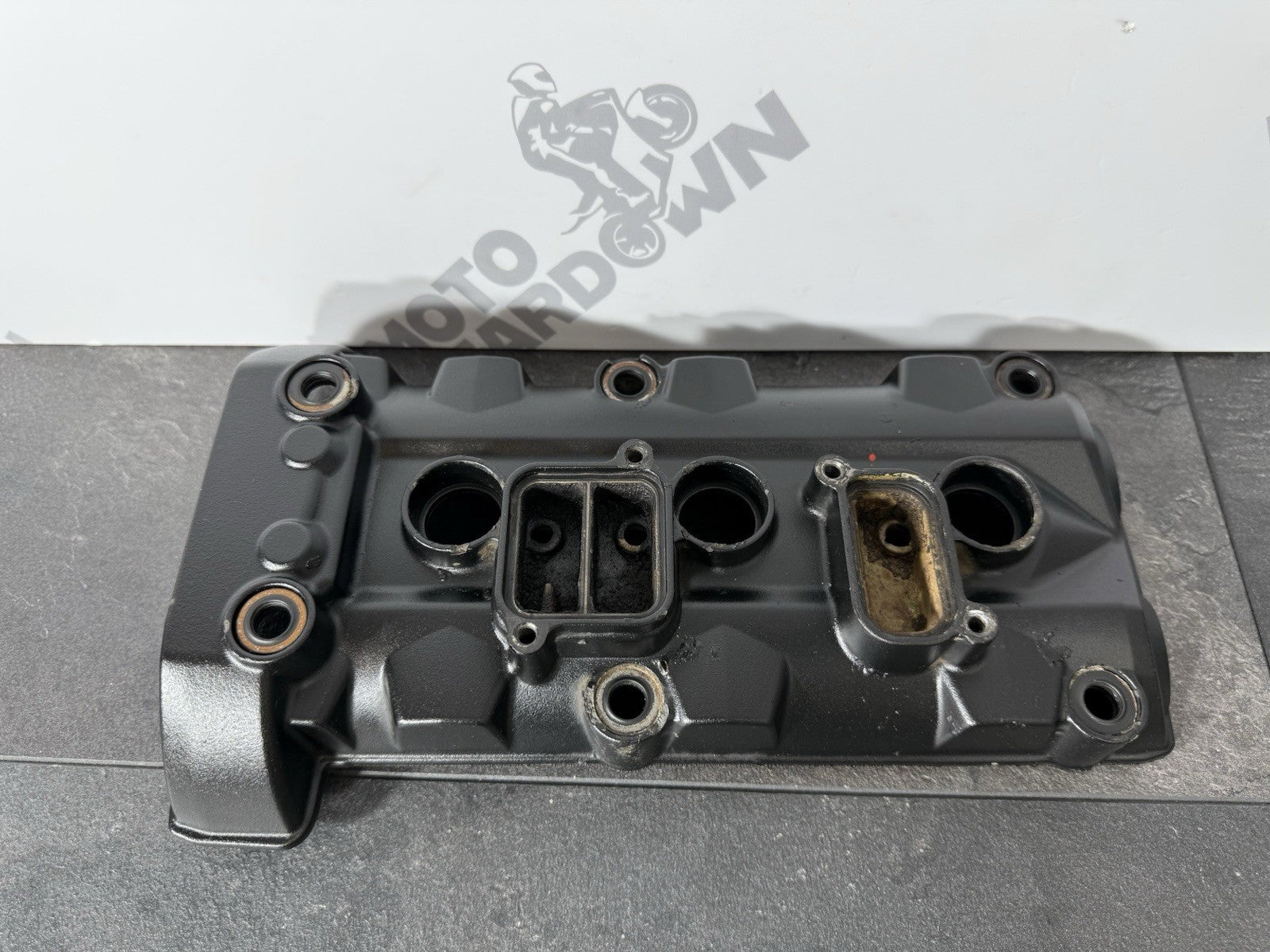 Triumph Street Triple 765 R 2017 Cam Cover Rocker Cover 18498 Miles 2018-2021 RS
