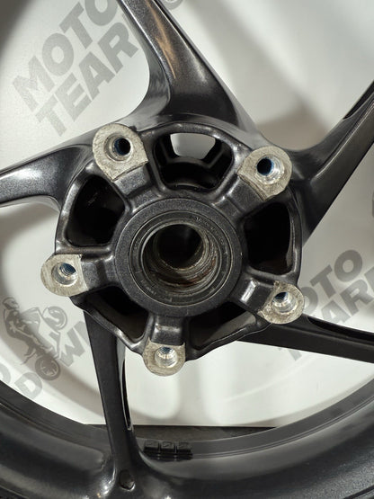 04d3e8be-81e9-4a6d-87fd-95283b5a7be2