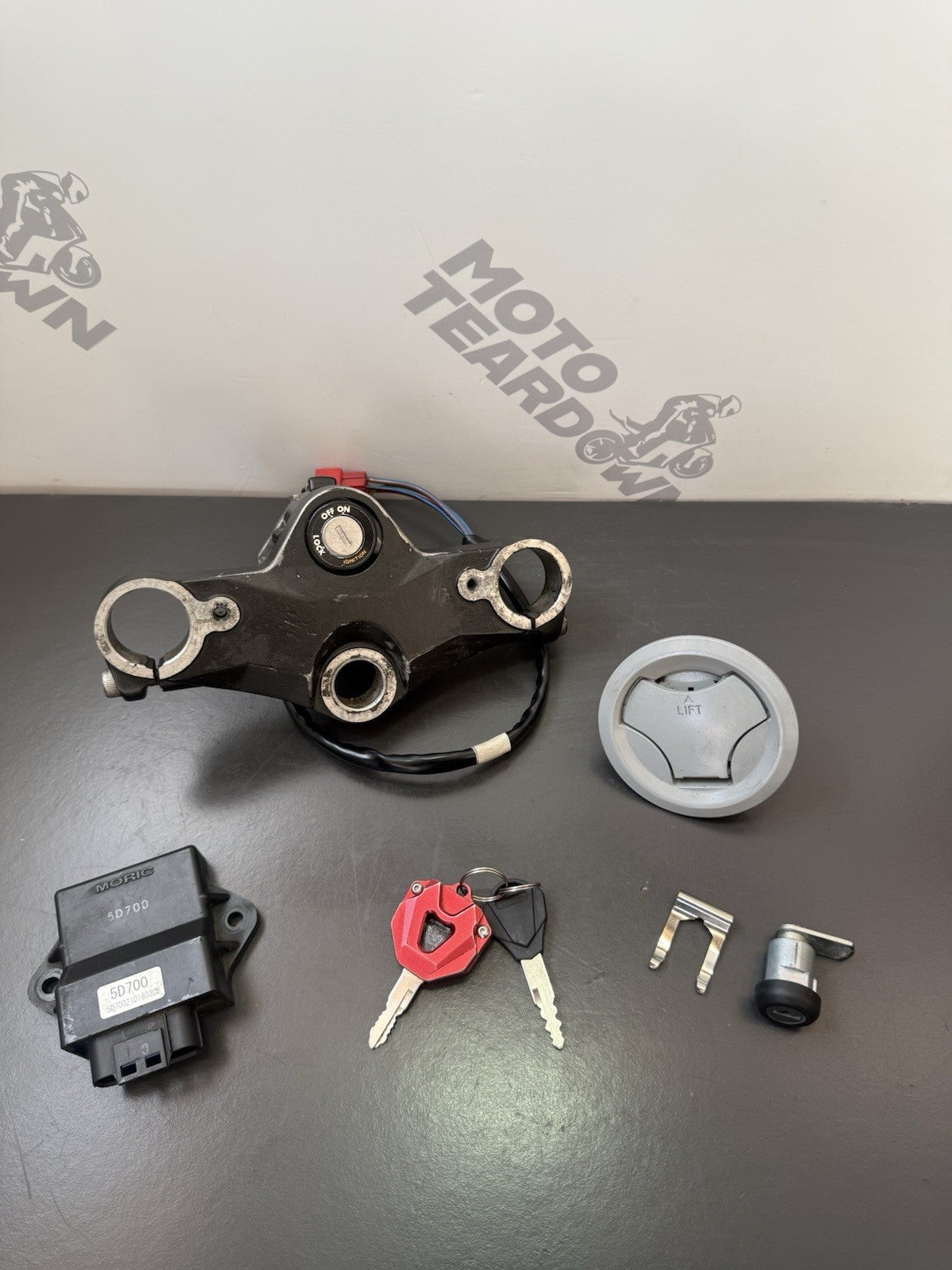 8a06a9b4-8c50-4488-9636-e957c1ca8d9e