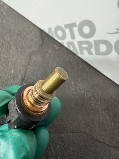 Triumph Street Triple 765 R 2017 Temperature Sensor  18498m 2018-2021 OEM