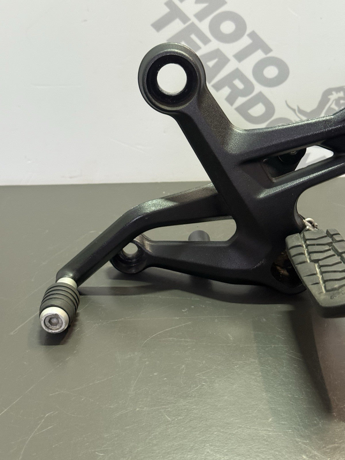 16568616-3d6d-4c20-bbab-23bc10699d2b