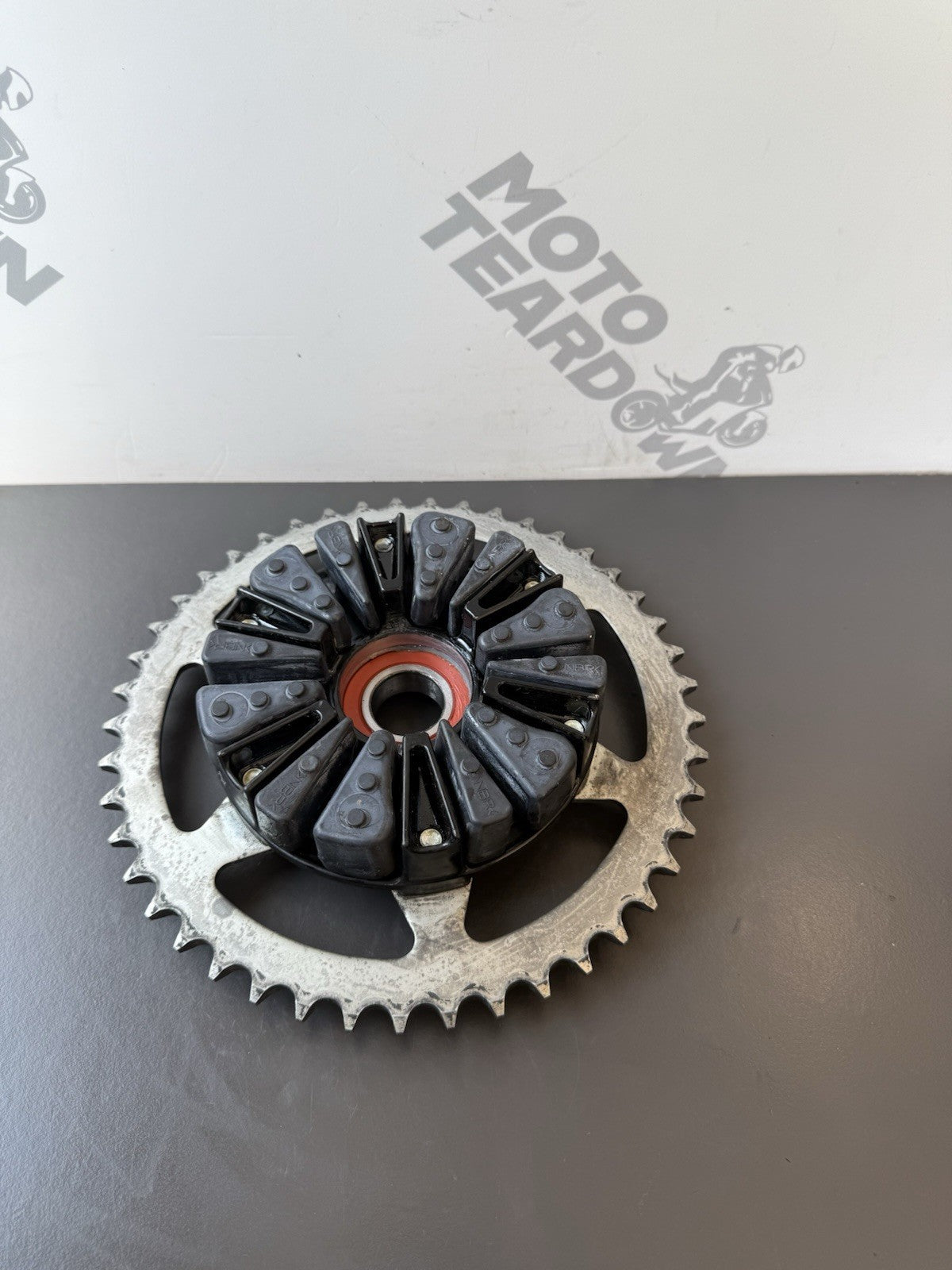 3f893eb6-e798-4f3f-ac75-4bea638fcd40