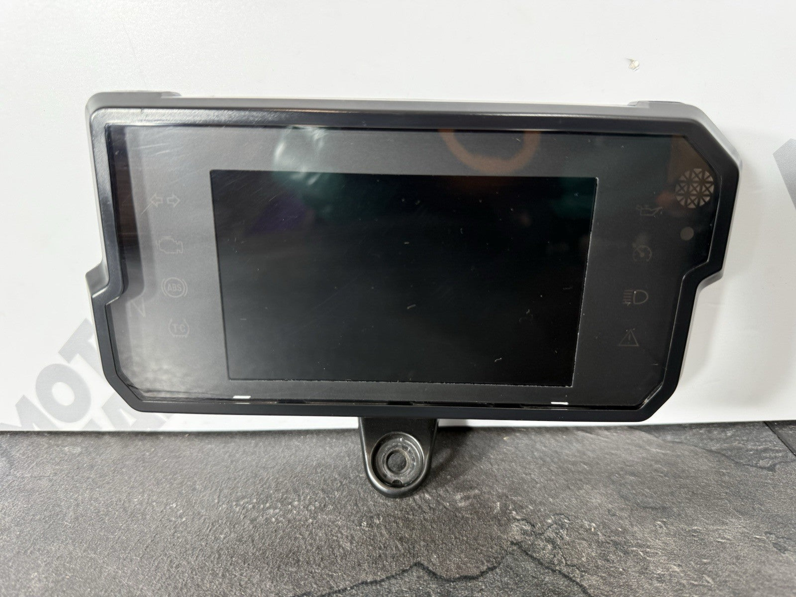 12083347-8541-4101-8774-d485a9518aec