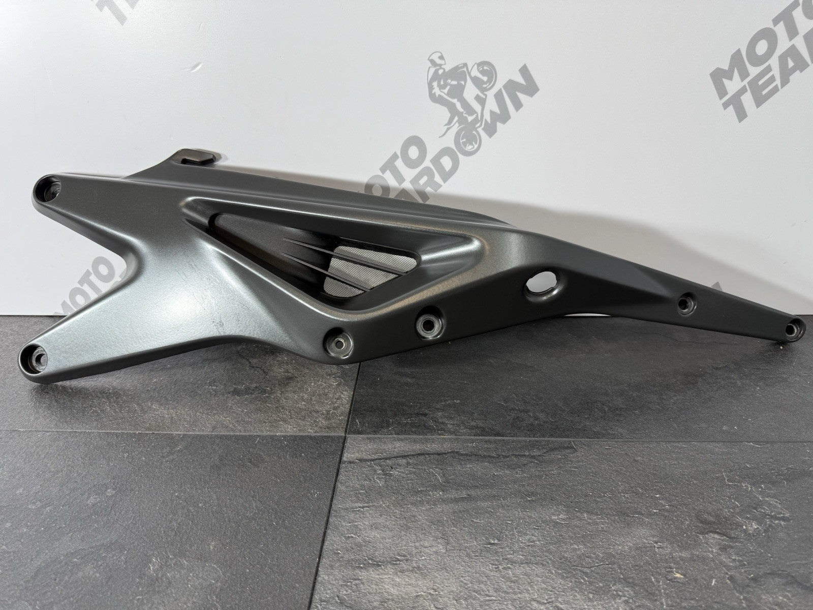 9fb4e42b-7c8b-418a-8d1f-0ee6bb0967de