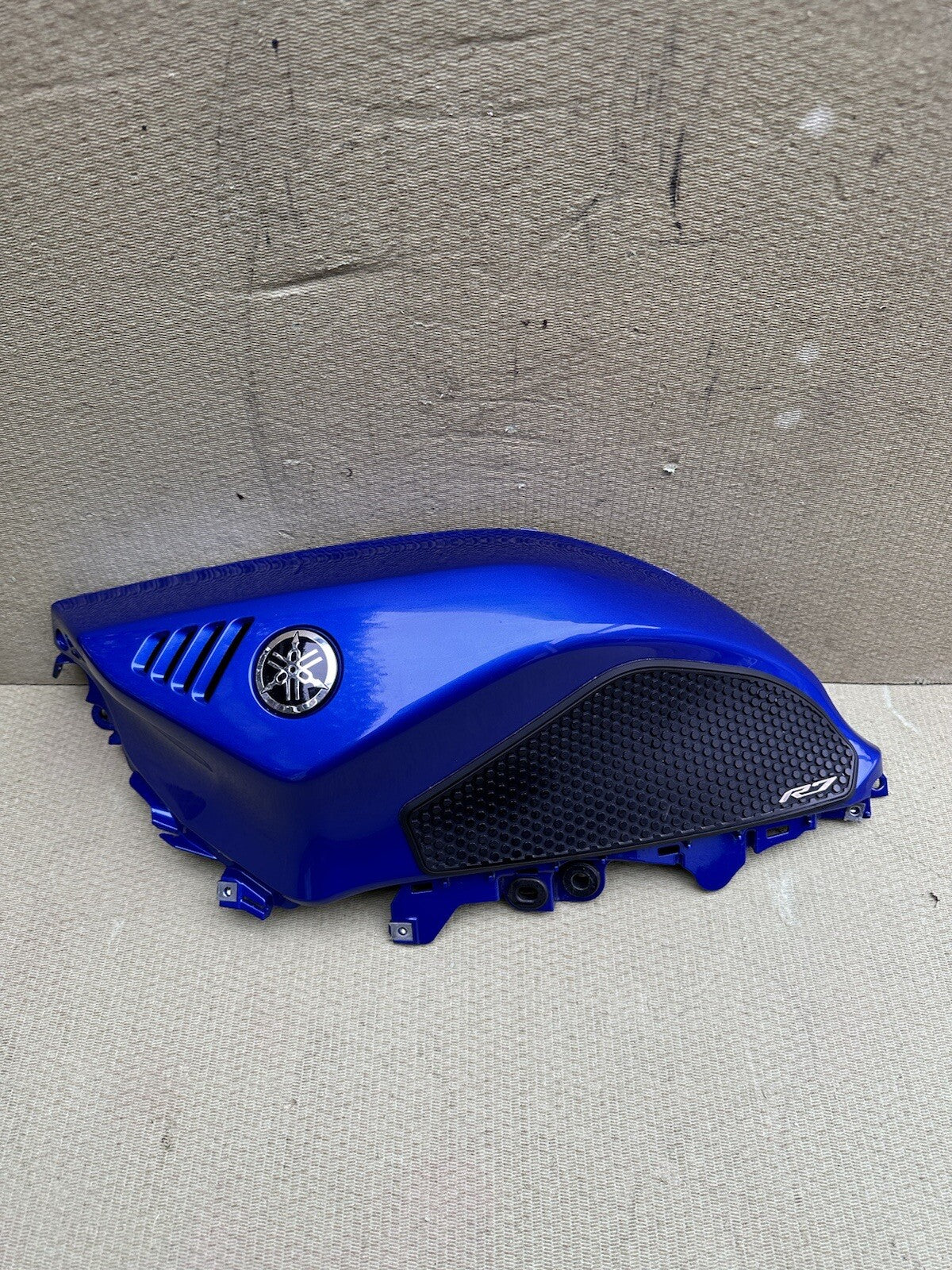 Yamaha Yzf R7 Yzf690 2022 - 2023 Left Side Fuel Tank Cover Fairing R7 Fairing