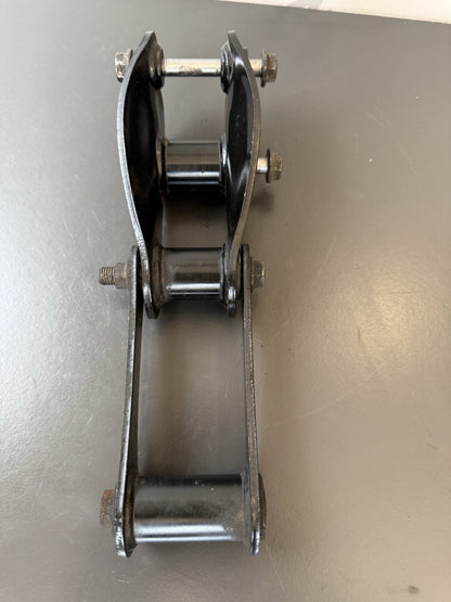 Triumph Trident 660 Rear Shock Swingarm Linkage Rear Shock Linkage 2021-2024 OEM