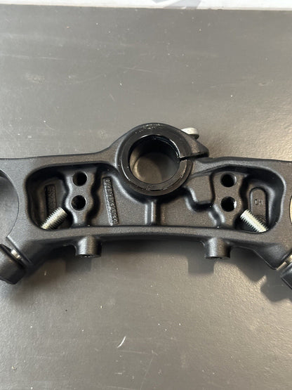KTM 790 Top Yoke top upper fork yoke Top Yoke Top Fork Clamp 64101034032 OEM