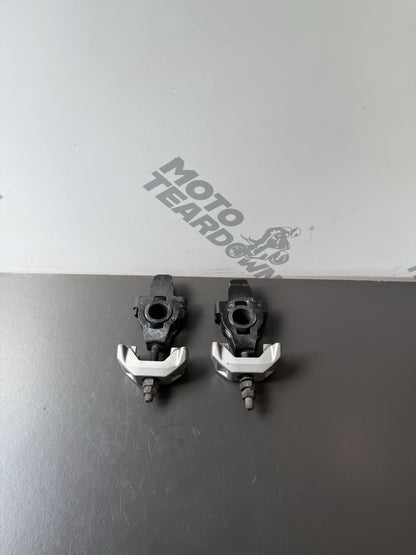 Triumph Trident 660 rear wheel chain adjusters 2021 - 2024 Trident 660 Adjusters