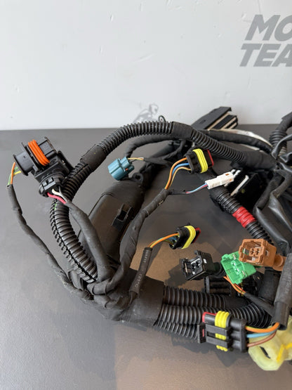 2ae35ee9-b326-45af-8ffa-6a345b28697c