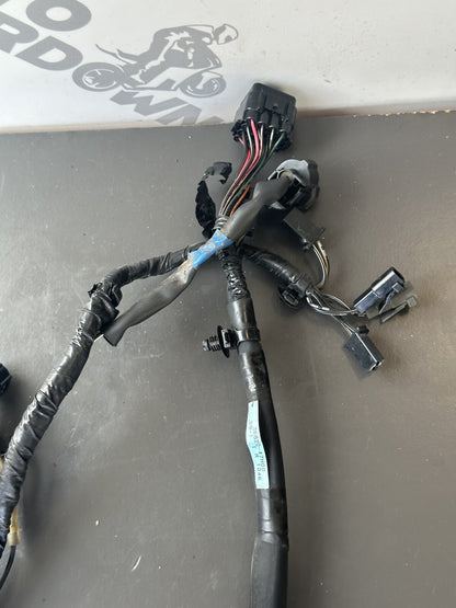 Suzuki GSXR 1000 2009-2016 Headlamp Wiring Harness 2010 36620-47HO OEM 33,787 M