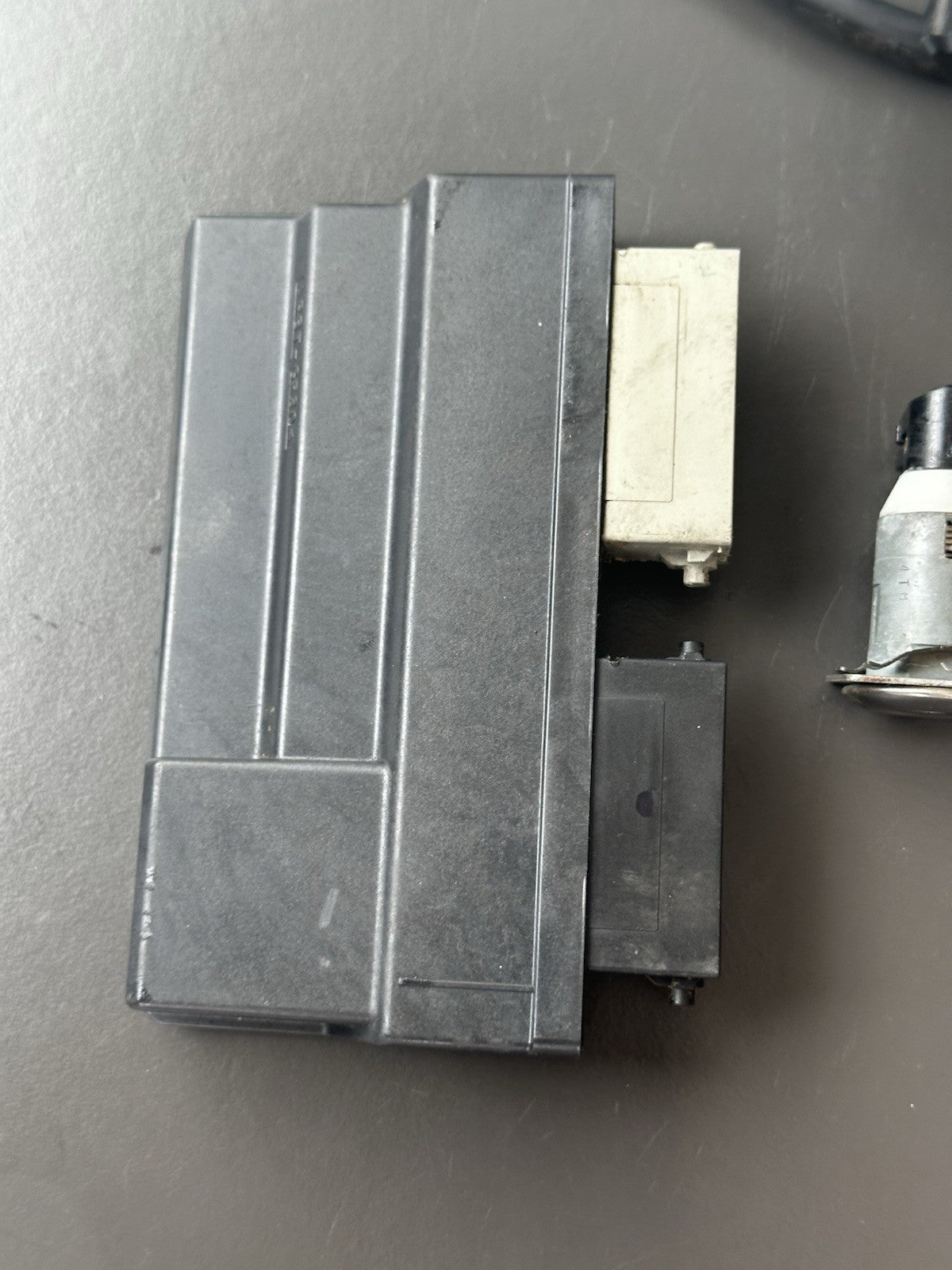 Honda Fireblade CBR1000RR Lockset ECU Ignition Key Fuel Cap Lock SEE DESCRIPTION