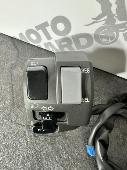 Yamaha R7 690 2024 Left Switchgear Switch Gear Assembly 1784 Miles 2022 2023 OEM