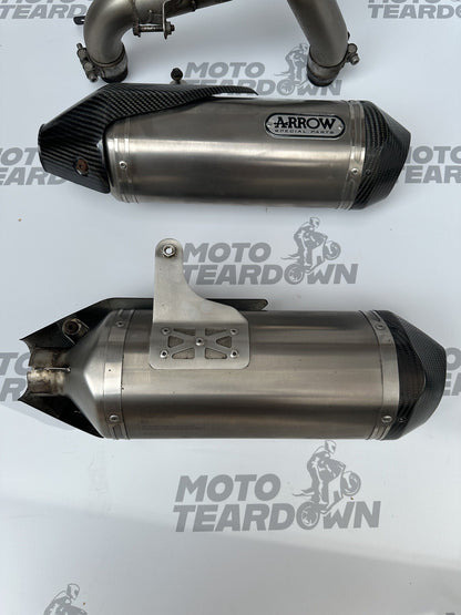 Triumph Speed Triple RS 1050 2018-2020 exhaust silencers and link pipe ARROW OEM