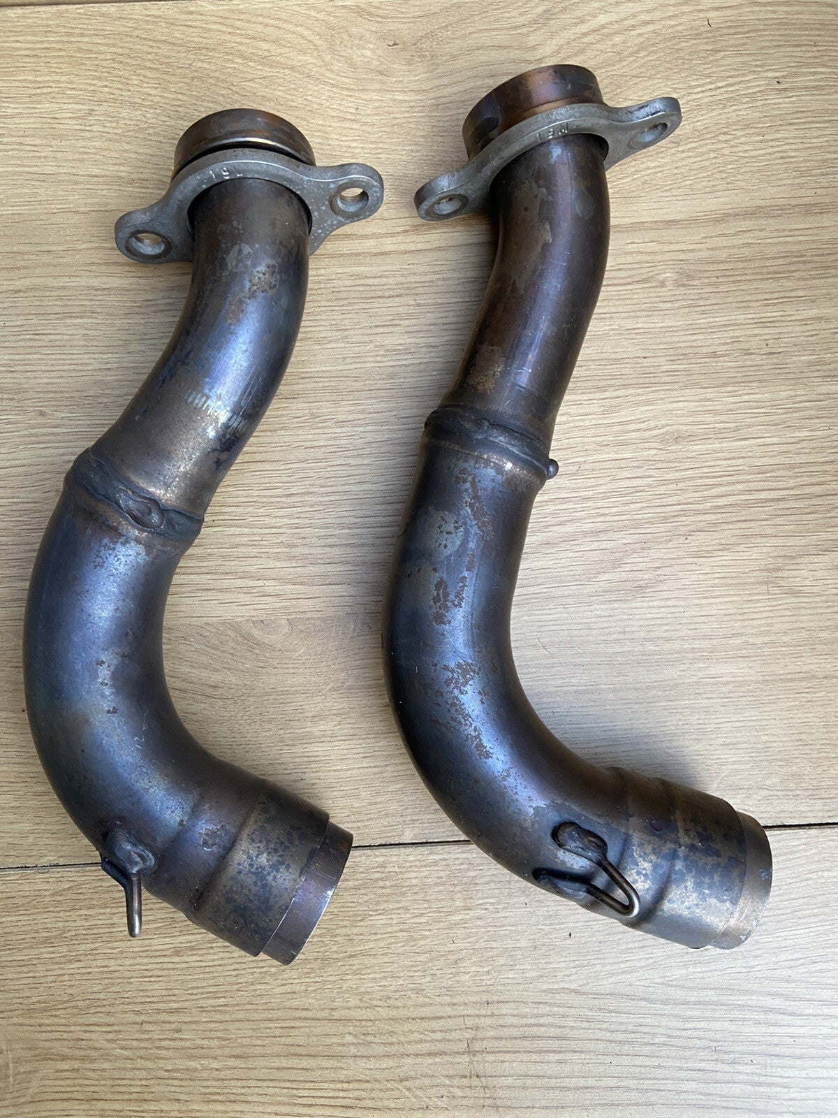 APRILIA TUONO V4 1100 Factory Exhaust Down Pipes 2020 Tuono V4 Downpipes OEM