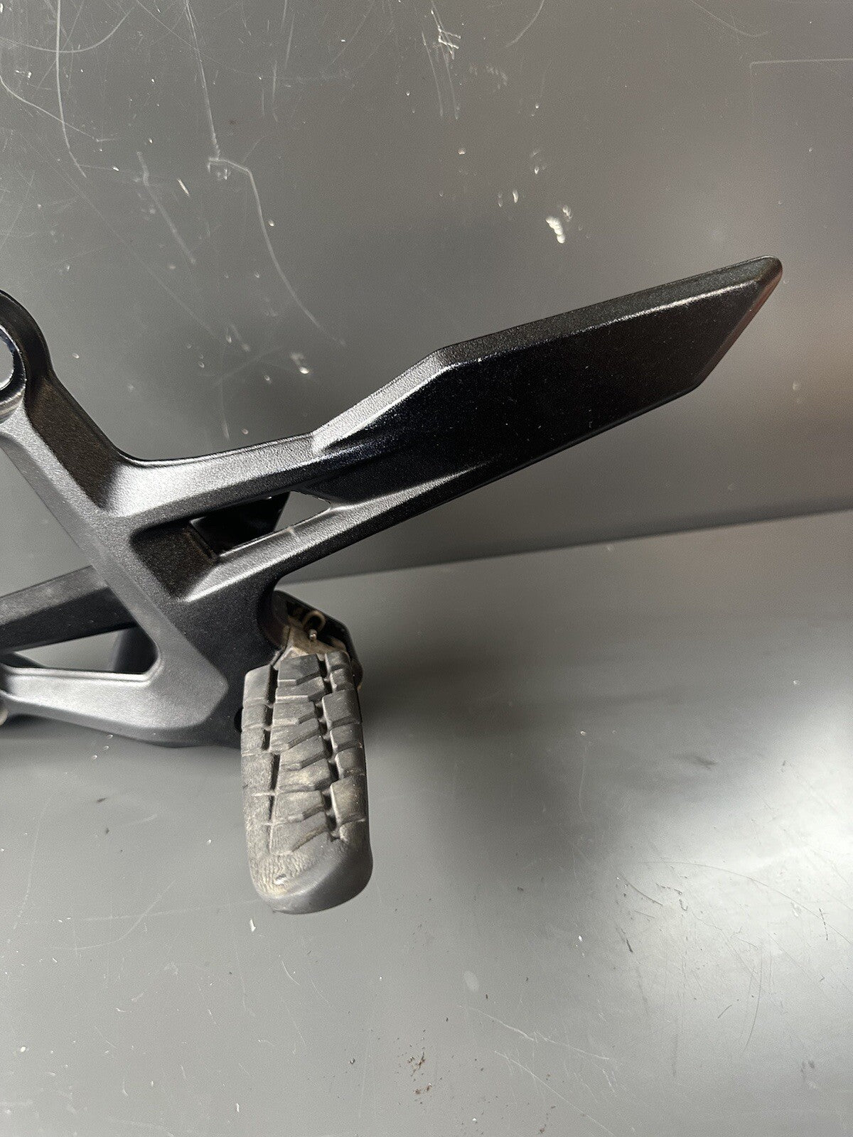 KTM 790 left Footrest riders footrest assembly Left Foot Rest 64103038100 OEM