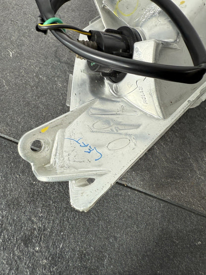 846b4401-feae-4724-a6a9-47a953f155f6