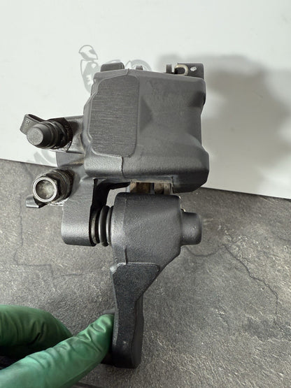 616afc99-b246-4826-953e-5c88079d3d59