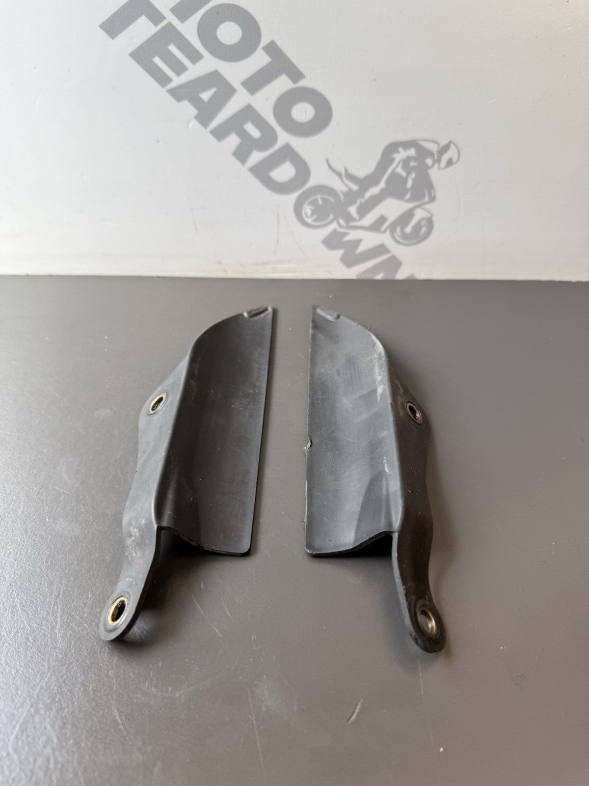 Triumph Street Triple 675 675R  Front Forks Mudguard Trims Fairings T2307558 557