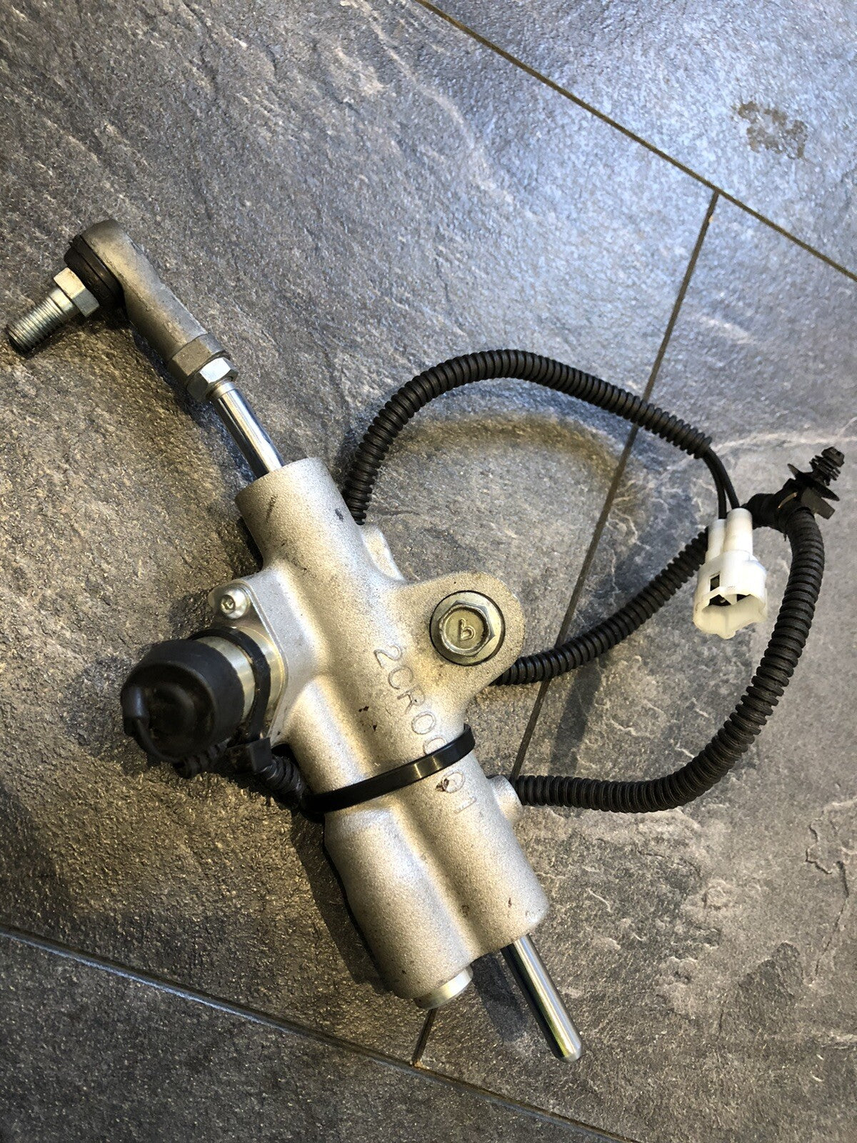 Yamaha MT10 SP 2018 Steering Damper SPARES REPAIRS Only 5800 Miles R1 2CR