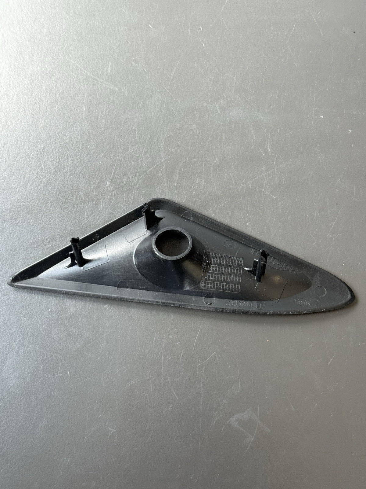 2a819743-c62b-4842-83cf-c65397867d21