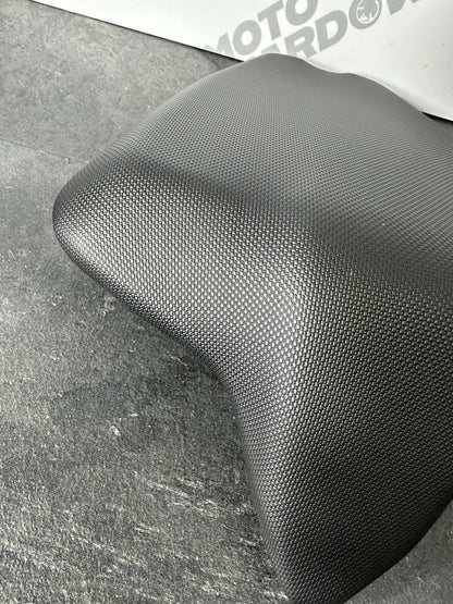 Aprilia RS660 2021 Pillion Seat Rear Seat BLACK Only 6220 Miles 2022-2025 OEM