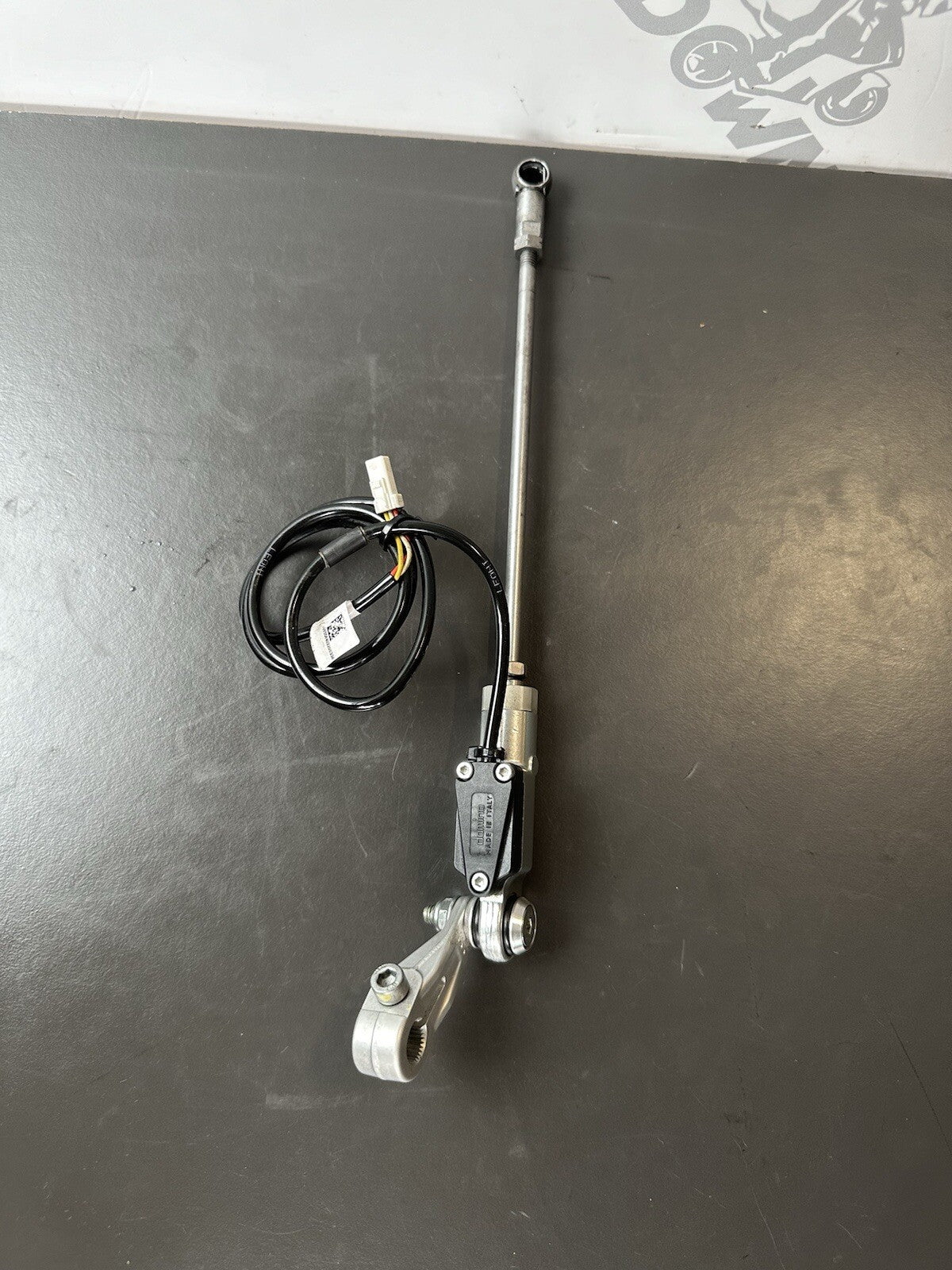 APRILIA RS660 Quick Shifter 2021 Aprilia RS 660 Quick Shifter 2D000602 OEM