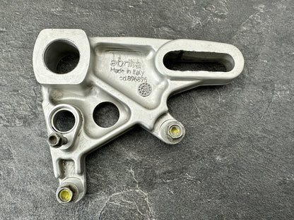 Aprilia Tuono V4 1100 Factory 2020 Rear Brake Caliper Hanger Mount 6889m 2019