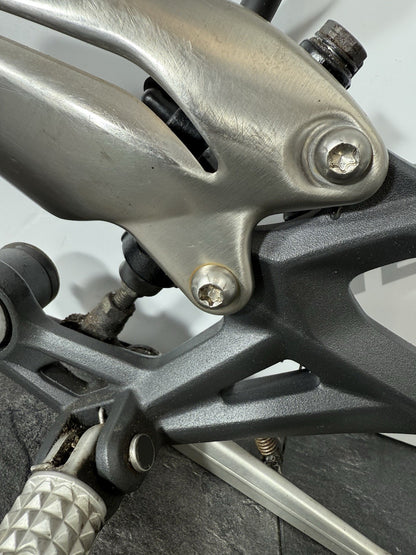 06d63d2e-f713-4747-afa9-f4125f551a3c