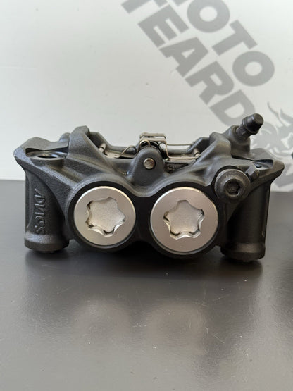 01b50a10-2014-444e-a18f-433d26f7214d