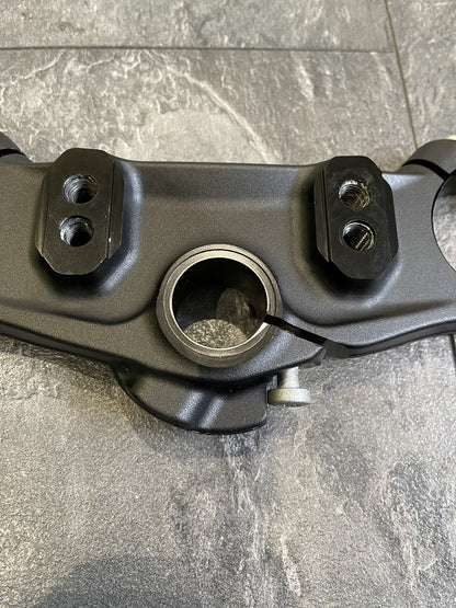 KTM Superduke R 1290 2020-2022 Top Yoke Triple Clamp Only 7179 Miles OEM