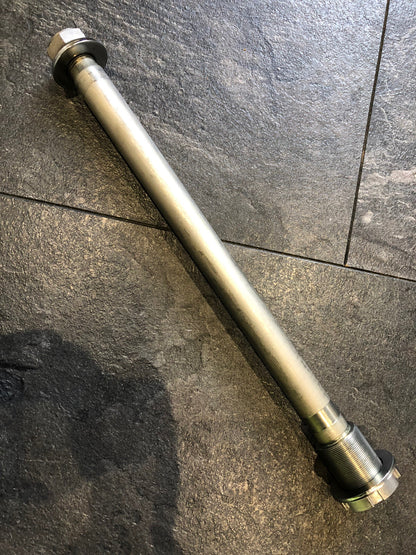 Yamaha MT10 SP 2018 Swingarm Frame Spindle & Bolt Only 5800 Miles OEM