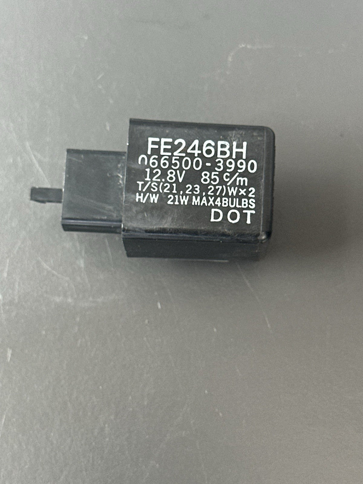 Honda CBR 1000 RR Fireblade indicator flasher relay 2004 - 2005 RR4 RR5 FE246BH