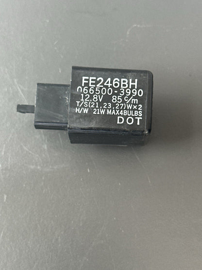 Honda CBR 1000 RR Fireblade indicator flasher relay 2004 - 2005 RR4 RR5 FE246BH